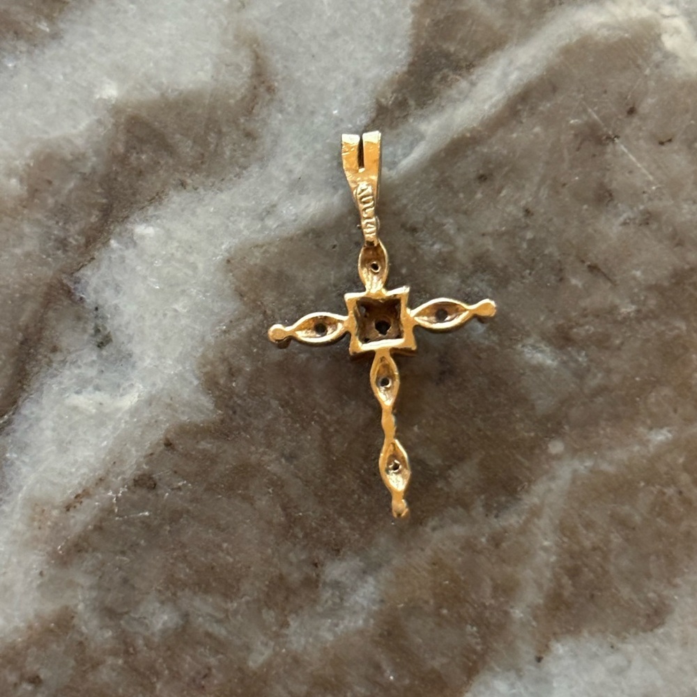 Gold and Silver cross blue Sapphire Pendant - Picture 3 of 7